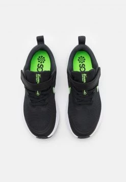 Nike Performance STAR RUNNER 3 UNISEX - Laufschuh Neutral - Black/chrome/dark Smoke Grey/green Strike -Angebote Nike Store 01d617337319437bb931206940fcf392