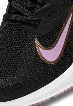 Nike Performance QUEST 3 - Laufschuh Neutral - Black/light Arctic Pink/metallic Copper | Damen -Angebote Nike Store 044a5f1022f449c18dc8cd204c6fe365
