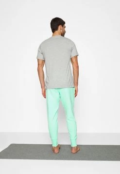 Nike Performance Herren DRY PANT RESTORE - Jogginghose - Mint Foam/black 7 Nike Performance Herren DRY PANT RESTORE - Jogginghose - Mint Foam/black -Angebote Nike Store 065f397961c64e6fb28acbac1bedac9c