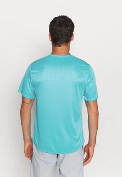 Nike Performance Herren MILER EMBOSS - T-Shirt Print - Chlorine Blue/silver -Angebote Nike Store 080b6de8ef3a4c65bcabbdcb38d8c03e