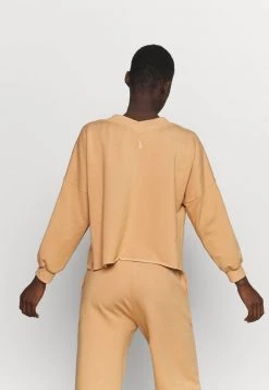 Nike Performance LUXE - Sweatshirt - Praline/shimmer | Damen 9 Nike Performance LUXE - Sweatshirt - Praline/shimmer | Damen -Angebote Nike Store 08666b9789fa4b5ca1c030a2deb9a77c