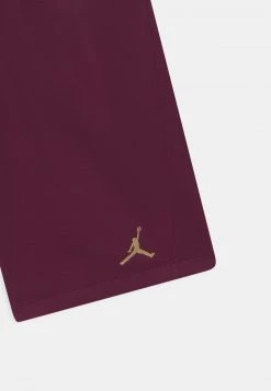 Nike Performance PARIS ST GERMAIN UNISEX - Kurze Sporthose - Bordeaux/truly Gold -Angebote Nike Store 096d2c6eb2e243afaea745c942abaeec