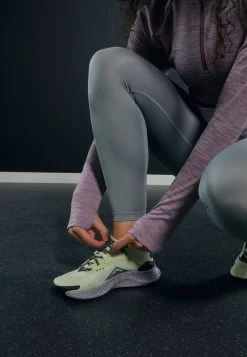 Nike Performance Damen PEGASUS TRAIL 3 GTX - Laufschuh Trail - Olive Aura/citron Tint/black/amethyst Ash -Angebote Nike Store 099cf86fdfcf478691ed6f08a30cab4b