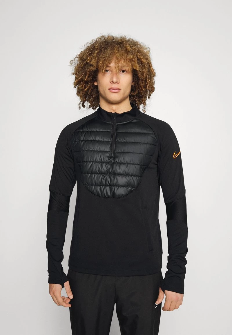 Nike Performance Herren ACADEMY WINTERIZED - Fleecepullover - Black/total Orange 1 Nike Performance Herren ACADEMY WINTERIZED - Fleecepullover - Black/total Orange