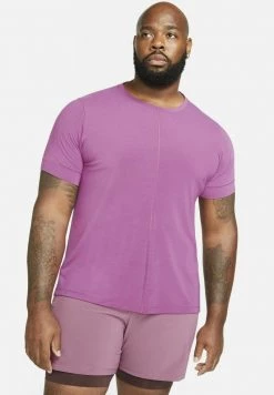 Nike Performance M NK DRY TOP - T-Shirt Basic - Cactus Flower Light Mulberry Black | Herren -Angebote Nike Store 0a4a681e8d8b4c36a9a4deb4332abac1
