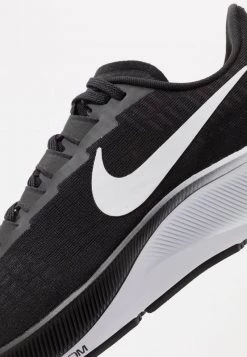 Nike Performance AIR ZOOM PEGASUS 37 - Laufschuh Neutral - Black/white | Damen 11 Nike Performance AIR ZOOM PEGASUS 37 - Laufschuh Neutral - Black/white | Damen -Angebote Nike Store 0b4d867ceaa343ffa2facee656fcb772