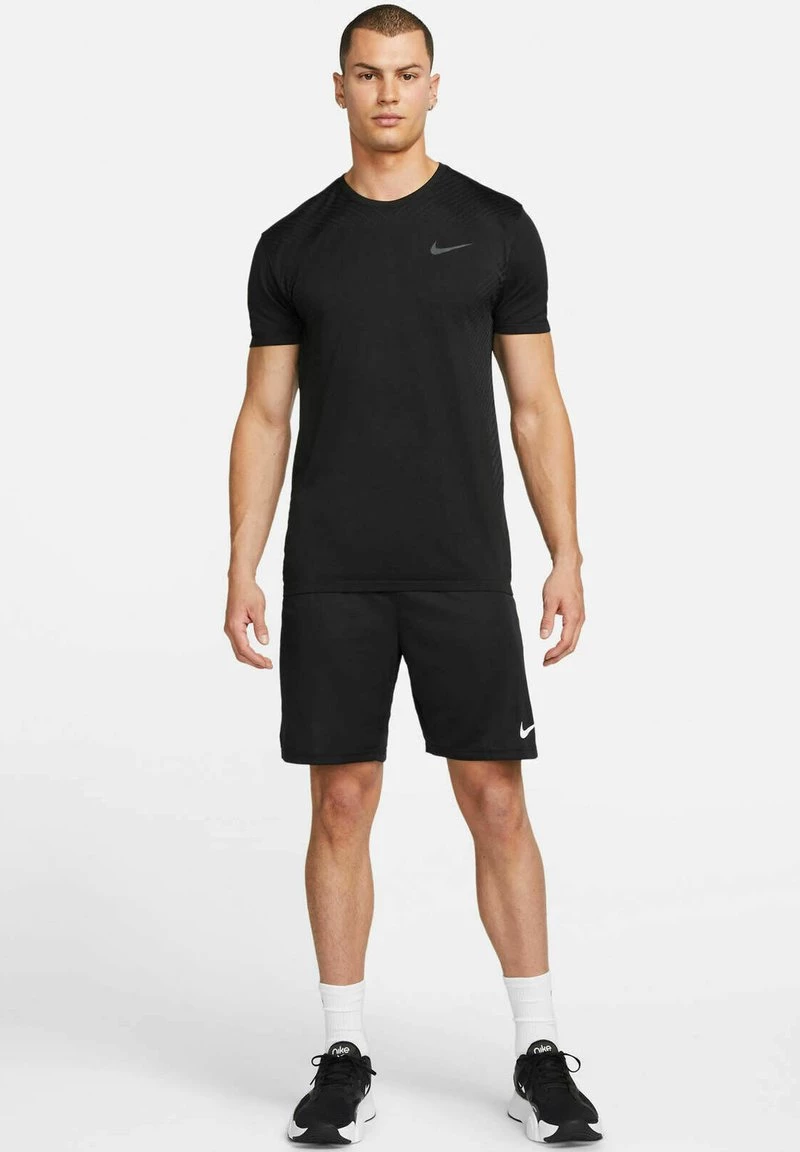 Nike Performance Herren Sport T-shirt - Black Dark Smoke Grey Dark Grey 2 Nike Performance Herren Sport T-shirt - Black Dark Smoke Grey Dark Grey – Bild 2