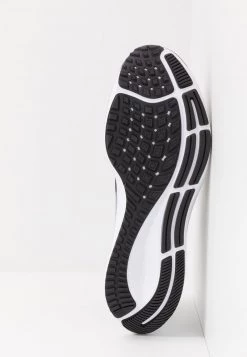 Nike Performance Herren AIR ZOOM PEGASUS 37 - Laufschuh Neutral - Black/white -Angebote Nike Store 0c6dbc56a0354d5b83b23da9a2c94607