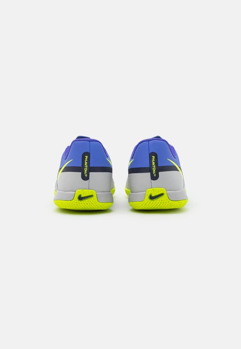 Nike Performance JR PHANTOM GT2 ACADEMY IC UNISEX - Fußballschuh Halle - Sapphire/volt/grey Fog/blue Void 3 Nike Performance JR PHANTOM GT2 ACADEMY IC UNISEX - Fußballschuh Halle - Sapphire/volt/grey Fog/blue Void – Bild 3