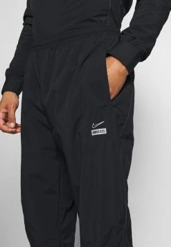 Nike Performance FC CUFF PANT - Jogginghose - Black/white/silver | Herren -Angebote Nike Store 103cb896ce3b4971a75c5c148be9690f