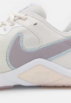 Nike Performance Damen LEGEND ESSENTIAL 2 PRM - Trainingsschuh - Photon Dust/metallic Luster/amethyst Ash/white/phantom/summit White -Angebote Nike Store 10e2cf9d540e4731b5546c3a466c4fc9