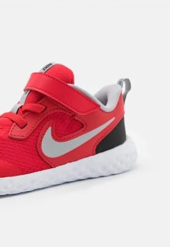 Nike Performance REVOLUTION 5 UNISEX - Laufschuh Neutral - Universe Red/light Smoke Grey/black/white -Angebote Nike Store 12da88d93b1c460dabe0d24abe068bc5