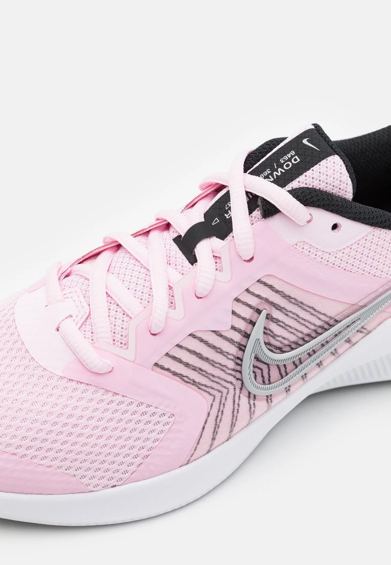 Nike Performance UNISEX - Laufschuh Neutral - Pink Foam/metallic Silver/black/white 6 Nike Performance UNISEX - Laufschuh Neutral - Pink Foam/metallic Silver/black/white – Bild 6