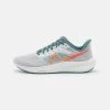 Nike Performance Herren AIR ZOOM PEGASUS 39 - Laufschuh Neutral - Pure Platinum/total Orange/mineral Slate/bright Spruce/mint Foam/team Orange
