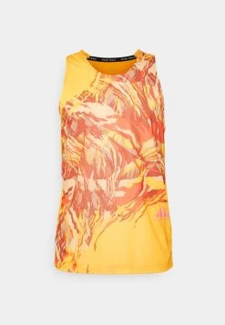 Nike Performance TRAIL RISE TANK - Top - Light Curry/habanero Red | Herren -Angebote Nike Store 1931db2d0e3c4f59b84ec080c7767741