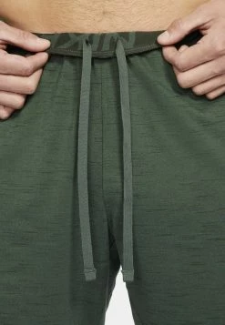 Nike Performance Herren SHORT - Kurze Sporthose - Galactic Jade/sequoia/(blk) -Angebote Nike Store 19a71e1dc2394bafb2fa93487f5ec6a2