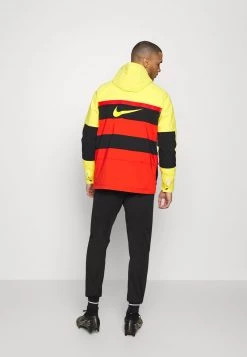 Nike Performance Herren LIVERPOOL FC HYPE HIKE - Vereinsmannschaften - Chrome Yellow/rush Red/black/rush Red -Angebote Nike Store 19c705aae8d443f4984b2128551ada30