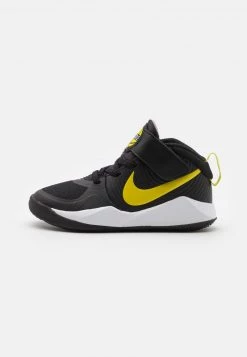 Nike Performance TEAM HUSTLE 9 UNISEX - Basketballschuh - Black/high Voltage/light Smoke Grey