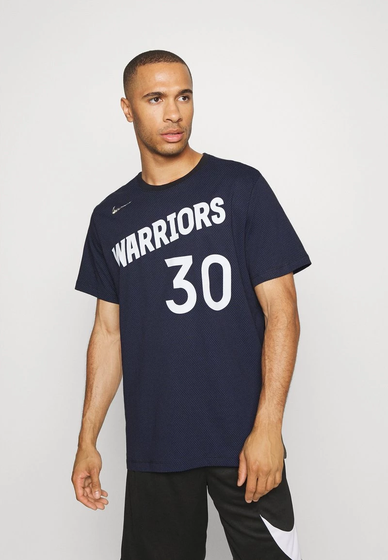 Nike Performance Herren NBA GOLDEN STATE WARRIORS STEPHEN CURRY NAME & NUMBER TEE - Vereinsmannschaften - Black 1 Nike Performance Herren NBA GOLDEN STATE WARRIORS STEPHEN CURRY NAME & NUMBER TEE - Vereinsmannschaften - Black