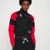 Nike Performance Damen NBA CHICAGO BULLS LIGHTWEIGTH COURSTSIDE JACKET - Trainingsjacke - Black/university Red
