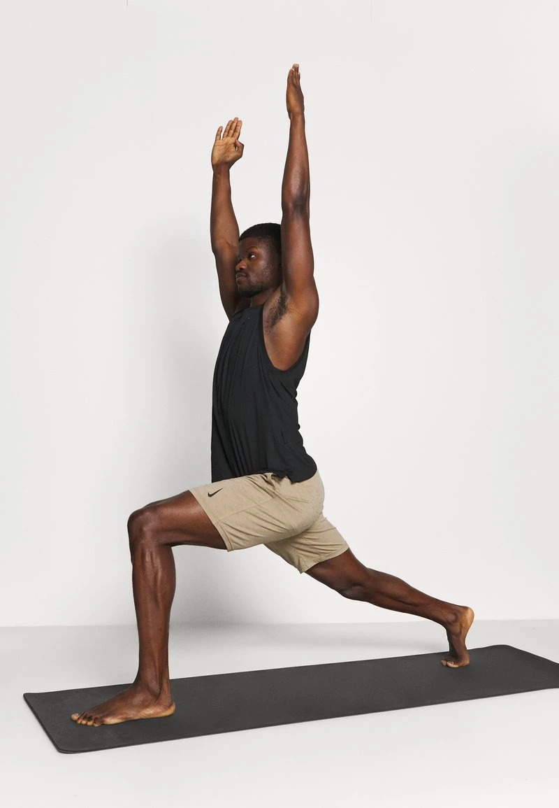 Nike Performance SHORT - Kurze Sporthose - Khaki/brown Kelp | Herren 2 Nike Performance SHORT - Kurze Sporthose - Khaki/brown Kelp | Herren – Bild 2