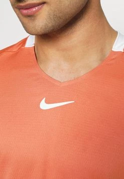 Nike Performance Herren ADVANTAGE - Sport T-shirt - Madder Root -Angebote Nike Store 1bcf7f491d604fcdbb7b10bdc998b826