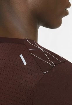 Nike Performance Herren RUN DIVISION RISE 365 - T-Shirt Print - Mystic Dates -Angebote Nike Store 1c519fc36ee1449785840086816563a5