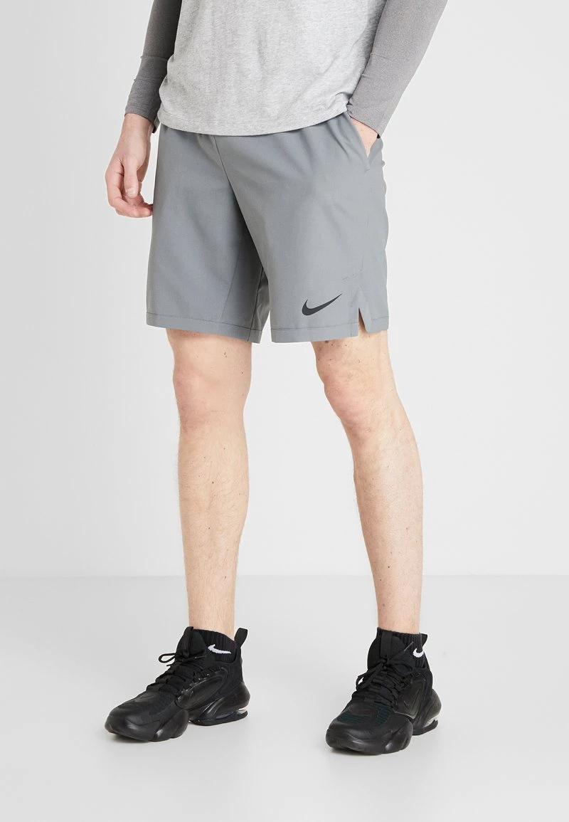 Nike Performance Herren FLEX VENT MAX SHORT - Kurze Sporthose - Smoke Grey/black 1 Nike Performance Herren FLEX VENT MAX SHORT - Kurze Sporthose - Smoke Grey/black