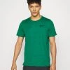 Nike Performance Herren SUPERSET - Sport T-shirt - Malachite/black