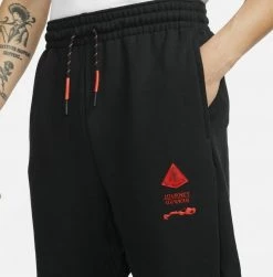 Nike Performance Herren KYRIE - Jogginghose - Black/chile Red -Angebote Nike Store 1f81ad61b1a14e98946e2acf9f245b96