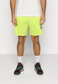 Nike Performance Kurze Sporthose - Atomic Green/black | Herren