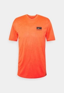 Nike Performance LIVERPOOL FC TEE - Vereinsmannschaften - Bright Crimson | Herren
