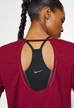 Nike Performance Damen T-Shirt Basic - Dark Beetroot/night Maroon -Angebote Nike Store 24172bfb3578431c82100a92a341fe84
