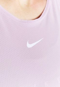 Nike Performance Damen TANK ALL OVER - Sport T-shirt - Iced Lilac/white 10 Nike Performance Damen TANK ALL OVER - Sport T-shirt - Iced Lilac/white -Angebote Nike Store 241a91b009d6478e91bb9e3f6e710f1a