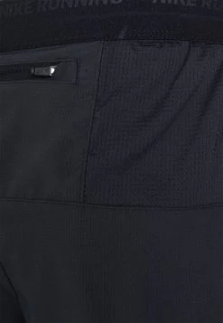 Nike Performance Herren STRIDE - Kurze Sporthose - Black -Angebote Nike Store 2551f3d0082542359eb8f4eca4b492f0