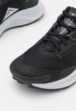 Nike Performance Damen PEGASUS TRAIL 3 - Laufschuh Trail - Black/pure Platinum/dark Smoke Grey -Angebote Nike Store 2589d3d896724fcd9e2749cea542f386