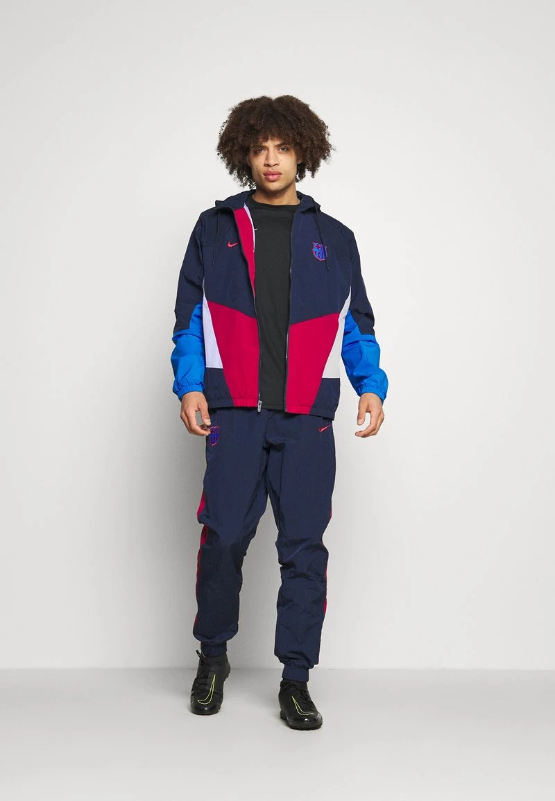 Nike Performance Herren FC BARCELONA PANT - Vereinsmannschaften - Obsidian/noble Red/soar/purple Pulse 2 Nike Performance Herren FC BARCELONA PANT - Vereinsmannschaften - Obsidian/noble Red/soar/purple Pulse – Bild 2