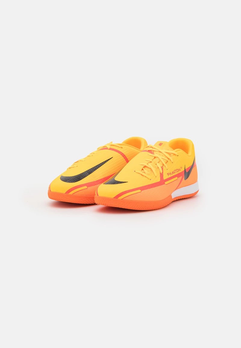 Nike Performance Unisex PHANTOM GT2 ACADEMY IC - Fußballschuh Halle - Laser Orange/black/total Orange 2 Nike Performance Unisex PHANTOM GT2 ACADEMY IC - Fußballschuh Halle - Laser Orange/black/total Orange – Bild 2