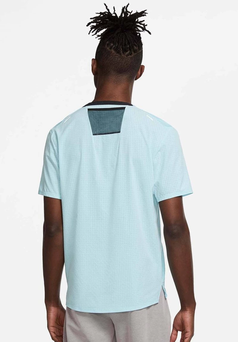 Nike Performance Herren M NK DF TRAIL RISE - T-Shirt Print - Light Blue 2 Nike Performance Herren M NK DF TRAIL RISE - T-Shirt Print - Light Blue – Bild 2