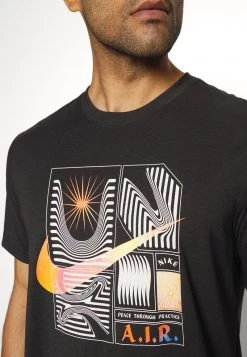 Nike Performance Herren TEE YOGA - T-Shirt Print - Off Noir -Angebote Nike Store 285e8f45f26b4a7b8c5bd90d28399039