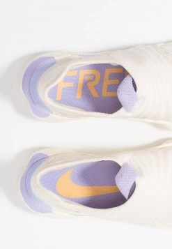 Nike Performance Damen FREE RN FLYKNIT 3.0 - Laufschuh Natural Running - Light Cream/celestial Gold/purple Agate -Angebote Nike Store 2a480310fd694d7fb5fbecaa3859913c