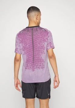 Nike Performance Herren RUN - Sport T-shirt - Black/sangria/doll/reflective Silver -Angebote Nike Store 2b13830968d148828d58e4cfe3b705f0