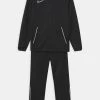 Nike Performance ACADEMY TRACKSUIT SET UNISEX - Trainingsanzug - Black/white