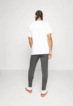 Nike Performance Herren LIVERPOOL FC - Vereinsmannschaften - Anthracite/smoke Grey/chrome Yellow -Angebote Nike Store 2c73e3ded7464622a97afb2aab0caa31