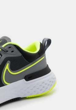 Nike Performance Herren REACT MILER - Laufschuh Neutral - Smoke Grey/volt/black -Angebote Nike Store 2dbaeb19a0d5430cb31aa3fcc41085f0