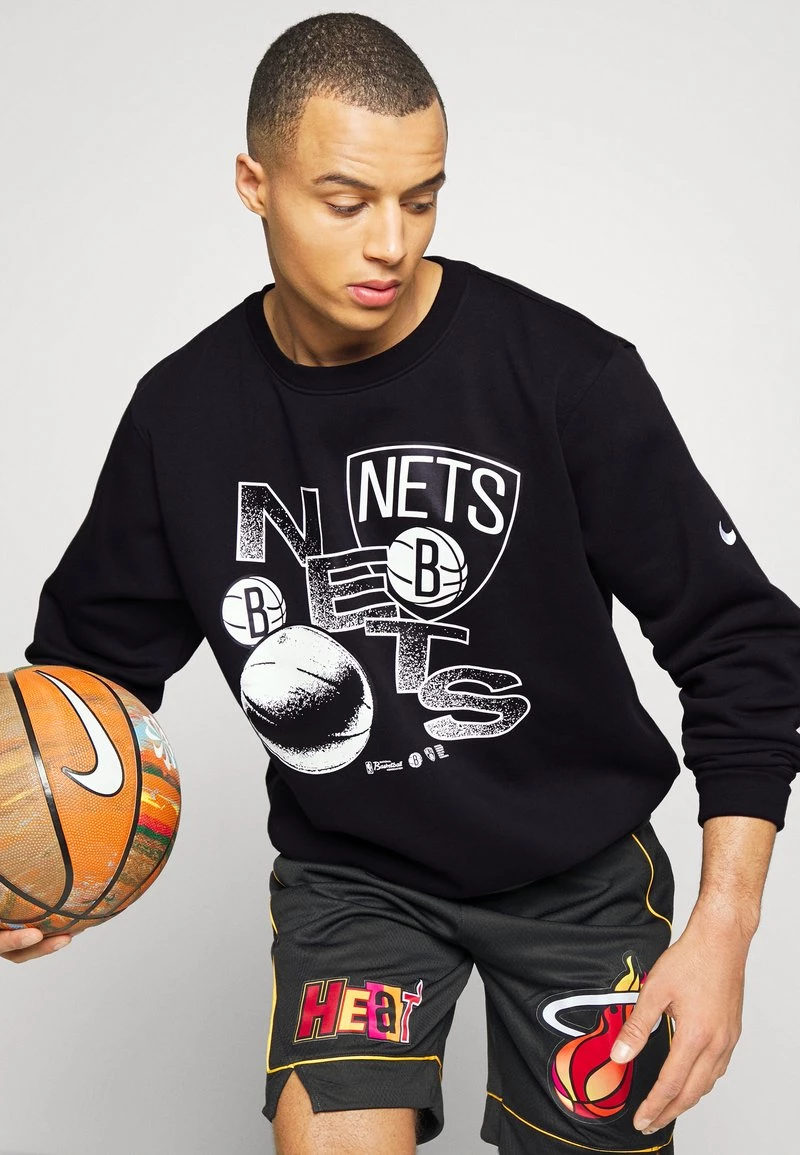 Nike Performance Herren NBA BROOKLYN NETS COURTSIDE CREW - Sweatshirt - Black 4 Nike Performance Herren NBA BROOKLYN NETS COURTSIDE CREW - Sweatshirt - Black – Bild 4