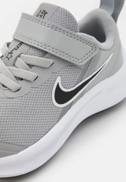 Nike Performance STAR RUNNER 3 UNISEX - Laufschuh Neutral - Light Smoke Grey/smoke Grey/black 11 Nike Performance STAR RUNNER 3 UNISEX - Laufschuh Neutral - Light Smoke Grey/smoke Grey/black -Angebote Nike Store 2f245f3548e8494794dcd9a8ad28f140