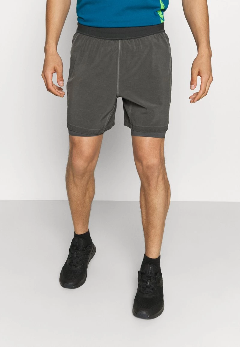 Nike Performance Herren YOGA 2 IN 1 - Kurze Sporthose - Anthracite/gray 1 Nike Performance Herren YOGA 2 IN 1 - Kurze Sporthose - Anthracite/gray