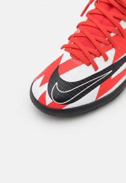 Nike Performance MERCURIAL JR 8 CLUB CR7 IC UNISEX - Fußballschuh Halle - Chile Red/black/white/total Orange -Angebote Nike Store 3287ea45e3a8419891640791211f5cb4