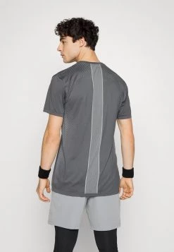 Nike Performance SEAMLESS - T-Shirt Print - Iron Grey/grey Fog | Herren -Angebote Nike Store 331cdf23d4114a5784cf3c8657b486ef